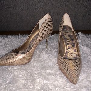Sam Edelman Gold Pumps